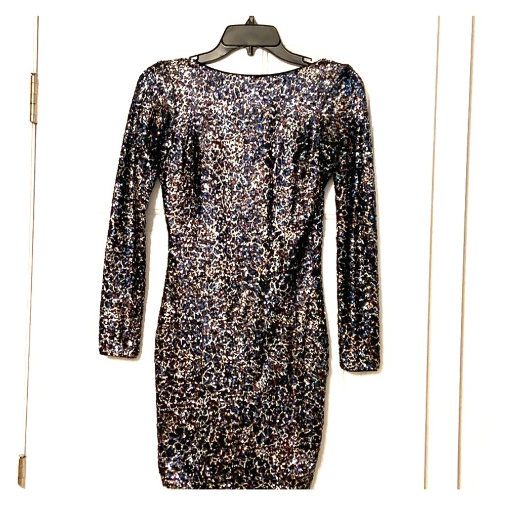 Dress the population Lola sequin dress
